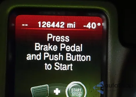 2019 Dodge Journey Crossroad z USA, uszkodzony, nr VIN 3C4PDCGG4KT838383